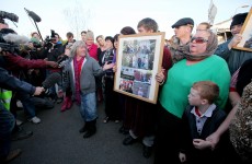 Remaining Dale Farm residents and supporters leave site peacefully
