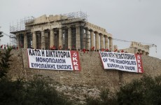 Greek government warns rebel MPs of “dangerous path” to default