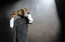 Video: Snoop Dogg raps with Tupac hologram at Coachella