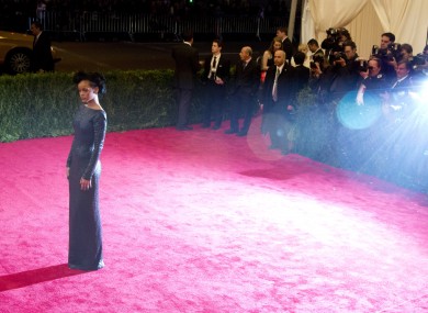Rihanna arrives to the Met Ball last night 