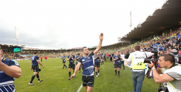 Rob Kearney waves to the fans at the end of the match