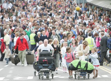 The numbers coming to Ireland from overseas were up last year - but the amount they spent here rose by a lot less.