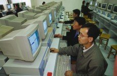 China tightens internet controls, forces users to register their real names