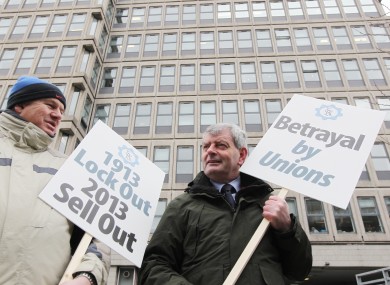 Pictured (LtoR) Tony Ferris from Wexford and Michael Corcoran from Cork City who are members of the Garda Representative Association, protest outside Landowne House.